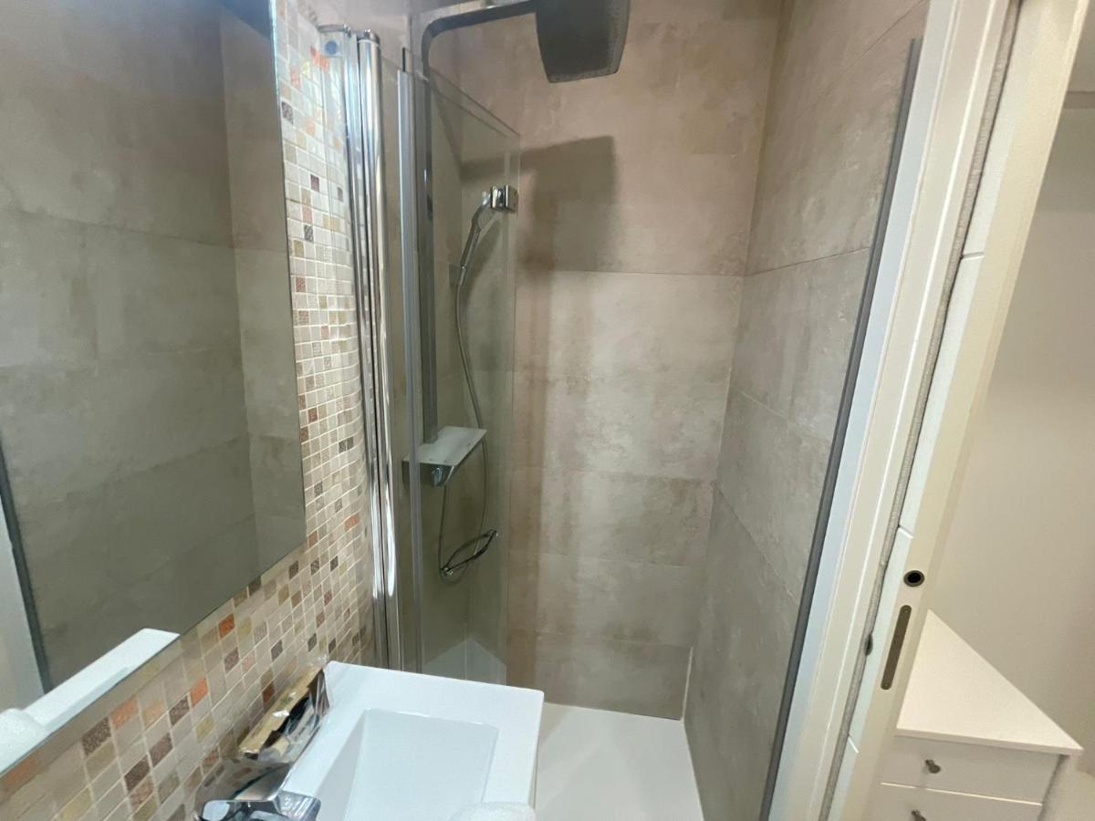Nuevo! Piso En Pleno Centro Lejlighed Santander Eksteriør billede